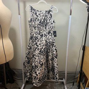 Adrianna Papell Women's  White/Black Mikado Sleeveless Print Party Dress 2 NWT